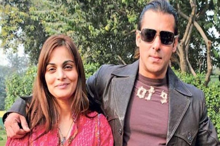 Salman Khan and his sister accused of fraud, summons sent by police
