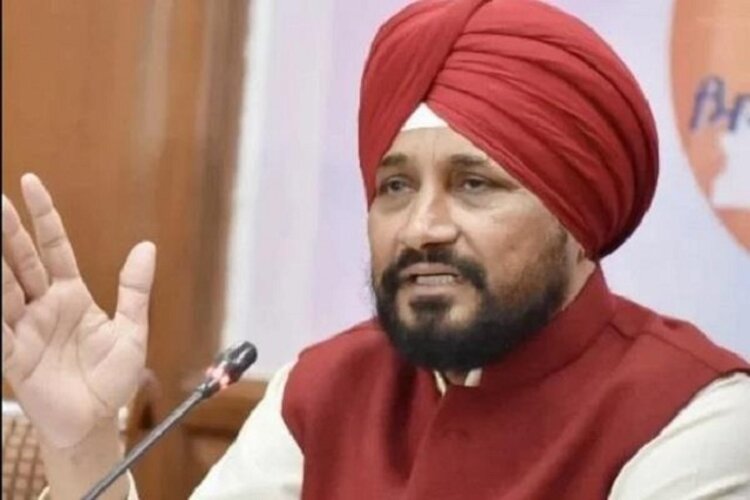 Punjab: किसानों को लेकर CM चन्नी का बड़ा ऐलान, माफ किए जाएंगे बिजली बिल