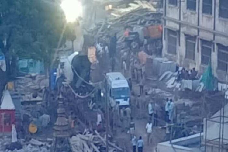 Accident in Kashi Vishwanath Dham, two killed