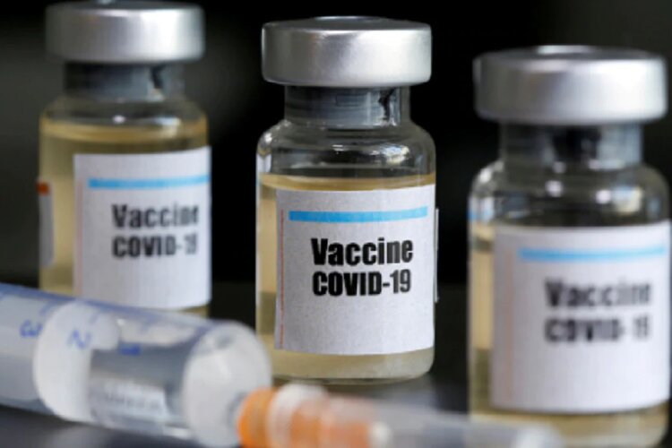 Covid Vaccine लेने के बाद कब लगेगी दूसरी खुराक, जानिए पहली डोज के बाद संक्रमण होने पर क्या करें