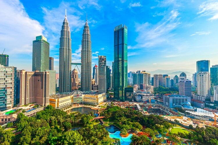 Malaysia to Reopen Borders for Visitors from Jan 1 