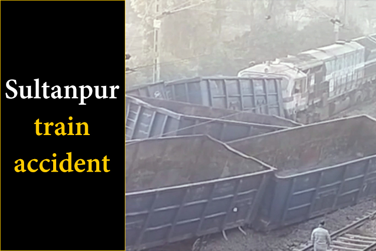 6 coaches derailed as Sultanpur witnessed the collision of goods trains. 