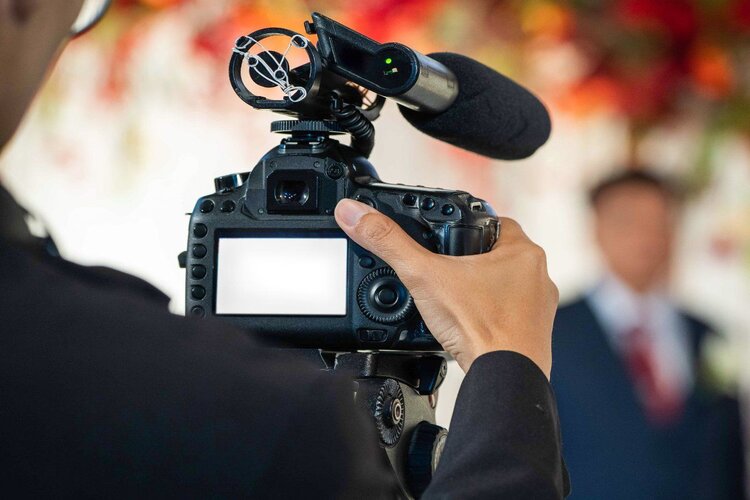 On being denied the Food in the Wedding Photographer deletes Album 