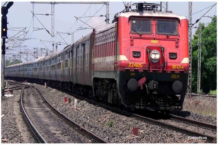 Railway Recruitment 2021: बिना परीक्षा सेंट्रल रेलवे में नौकरी पाने का मौका, 12वीं पास भी करें आवेदन