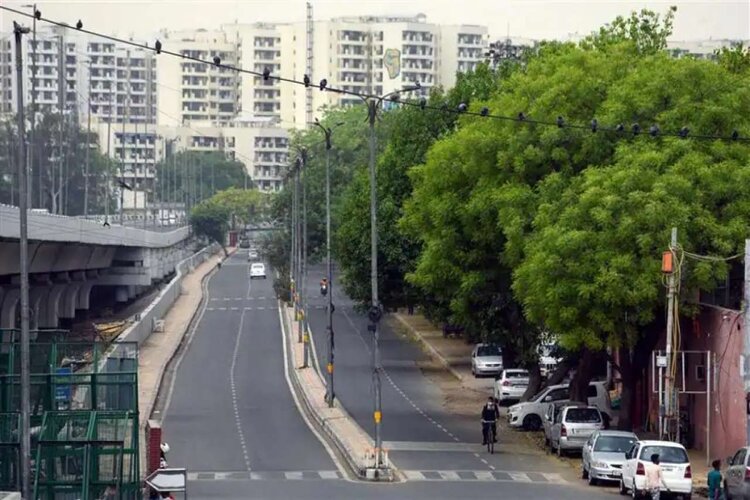 Coronavirus updates: Kerala imposes complete lockdown 