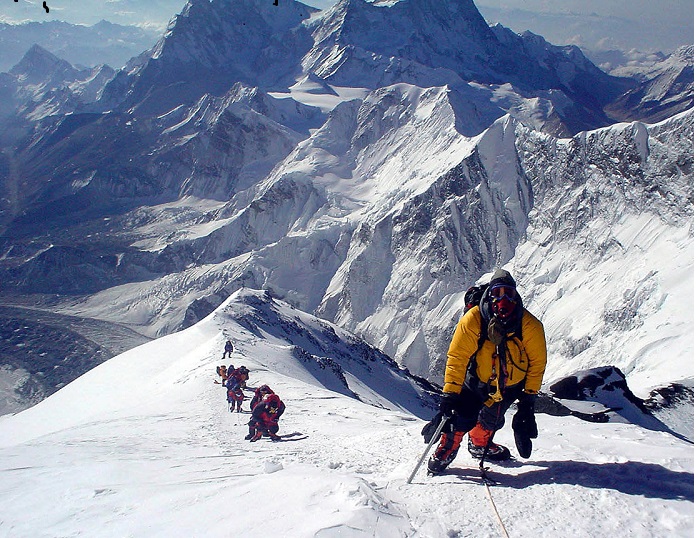 Travel Tips: नेपाल में फिर से शुरू हुई माउंटेन ट्रैकिंग, इन नियमों का रखना होगा खास ध्यान