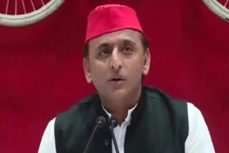 UP Election 2022: अखिलेश यादव का बड़ा ऐलान- सरकार बनते ही आंदोलन में शहीद हुए किसानों के परिवारों को देंगे 25 लाख की सहायता