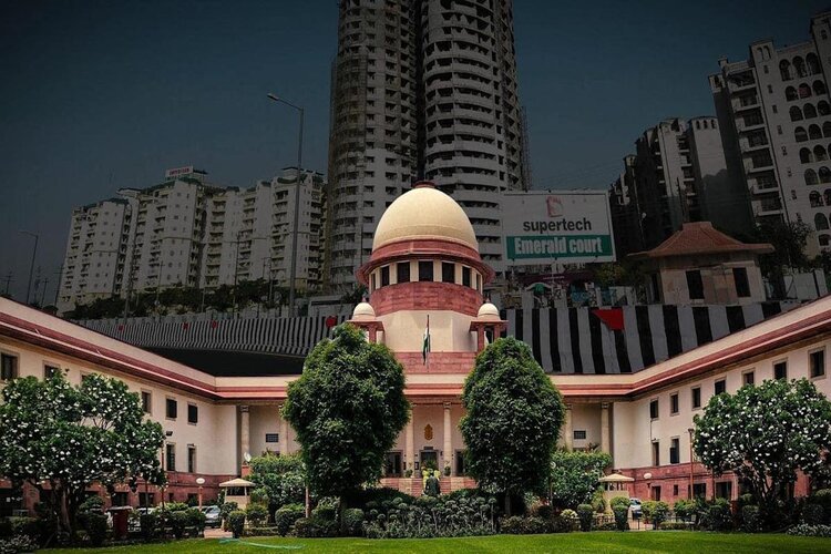 Demolish Illegal Twin Towers in Noida within 3 Months 'At Your Own Cost' : Supreme Court