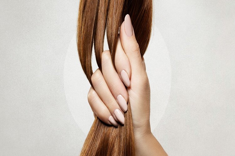 Opt for these Simple and Effective Hair Care Tips for Early Winter 