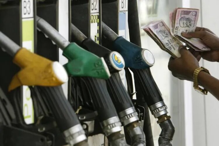 Petrol, Diesel price hike hits new records