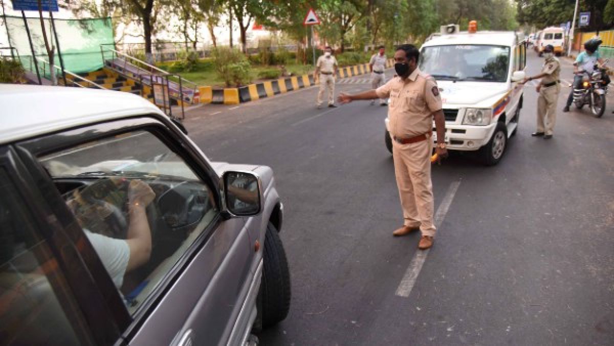 Mumbai: Bomb scare at CSMT, Byculla, Dadar Stations and Amitabh Bachhan's Residence