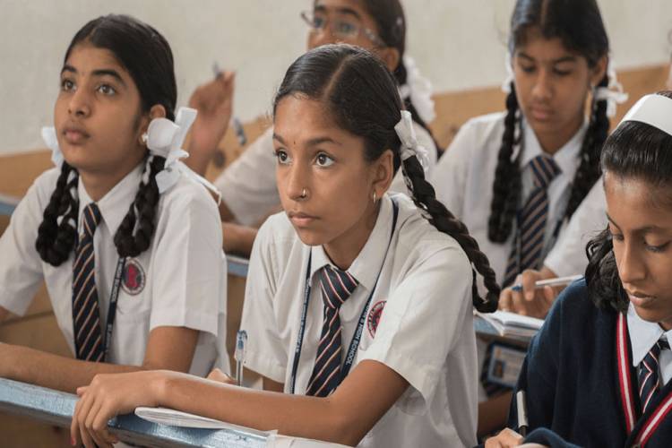 जानिए कैसे आप खुद तैयार कर सकते हैं अपना रिजल्ट, CBSE 12वीं में ऐसे पता लगेंगे अंक