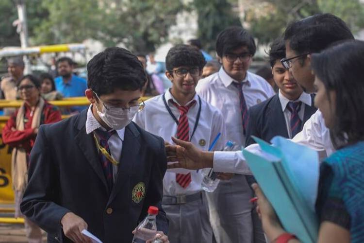 कोरोना के चलते शिक्षा के स्तर पर पड़ा ये असर, छत्तीसगढ़ बोर्ड की परीक्षाएं हुई रद्द