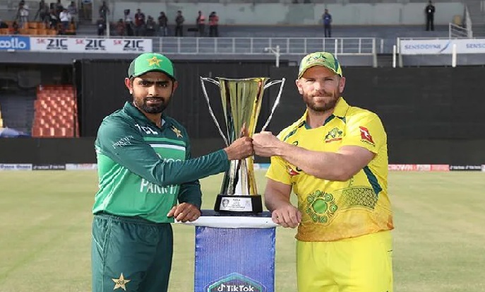 PAK vs AUS ODI Match : बाबर आजम को चुनें कप्तान, इन खिलाड़ियों को दें ड्रीम टीम में मौका