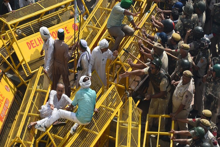 कृषि बिल के विरोध में आंदोलन का 7वां दिन, आज होगी सरकार के साथ दूसरे दौर की बातचीत