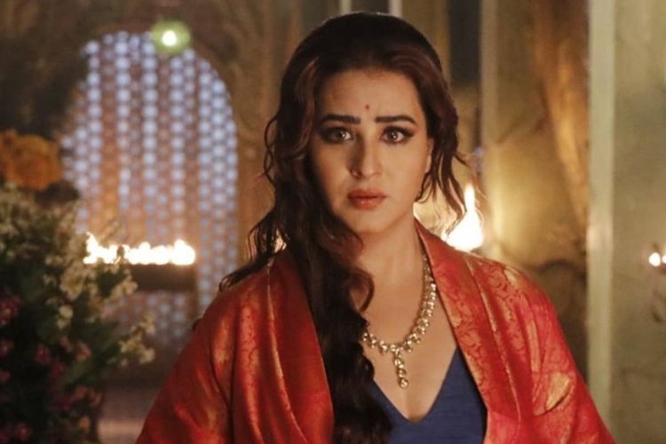 Shilpa Shinde’s web-series Paurashpur is reinventing her Bhabhiji Ghar Par Hai Image, here are some interesting facts about the web-show