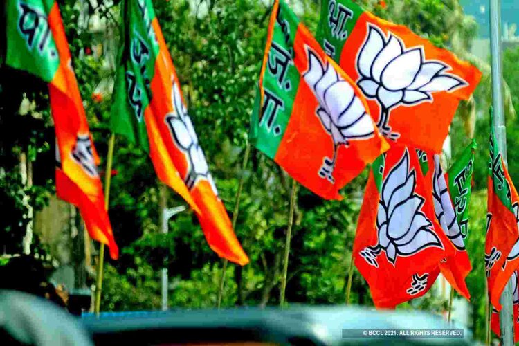 Delhi: भ्रष्टाचार पर बड़ी कार्रवाई, 3 BJP पार्षद हुए सस्पेंड 