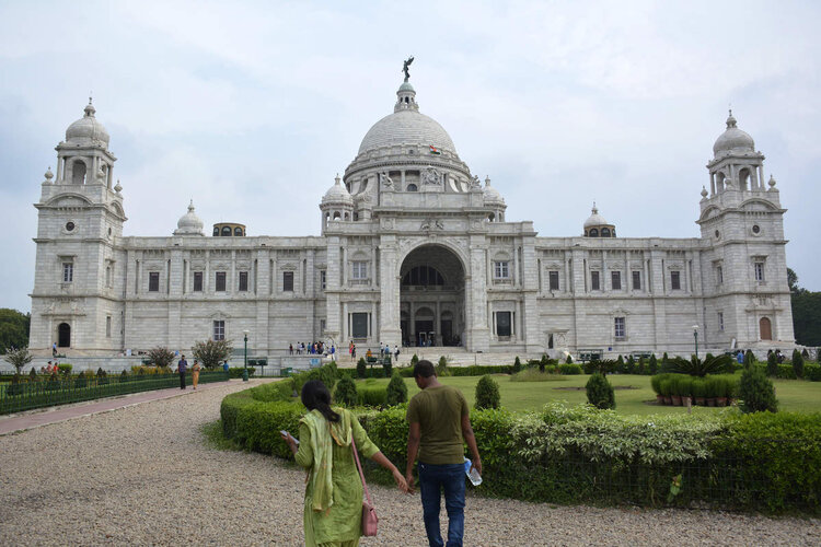 Kolkata : Victoria Memorial Hall all set to reopen after Covid Restrictions