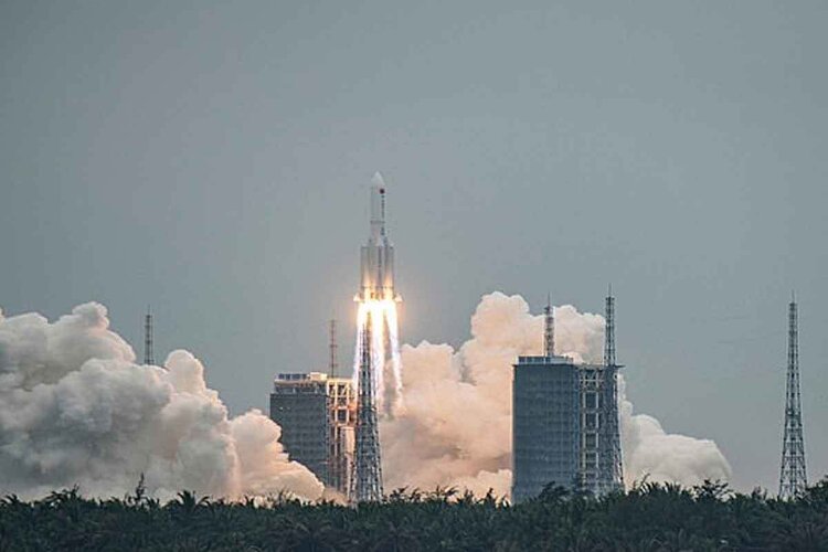 Maldives के पास समुद्र में जा गिरा अनियंत्रित China के Rocket का मलबा, नहीं पहुंचा कोई नुकसान