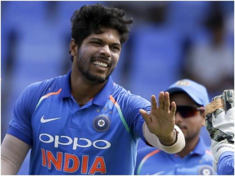 Umesh Yadav injured while playing on third day, BCCI getting scanning done