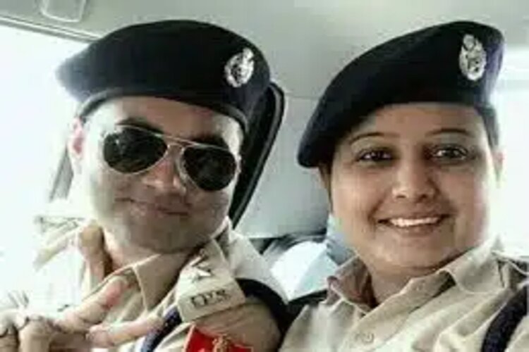 Bihar: पति को 'IPS' बनाकर फंसी DSP, जानिए पूरा मामला