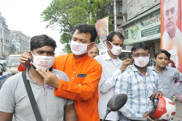 कोरोना किस स्थिति में है सबसे ज्यादा खतरनाक, कैसे रख सकते हैं ख्याल