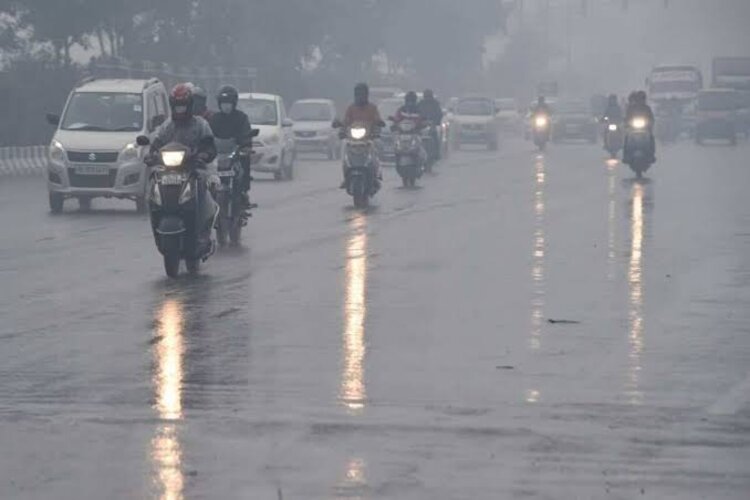Delhi receives rain after a week of scorching heat, a relief for Delhiites